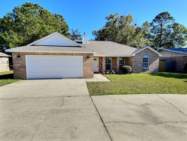 Building Photo - Updated home in Ocean Springs!