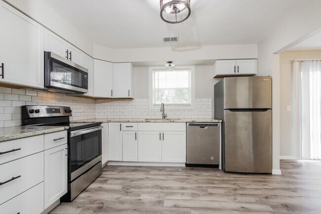 Photo - 6228 S Lakeview Dr