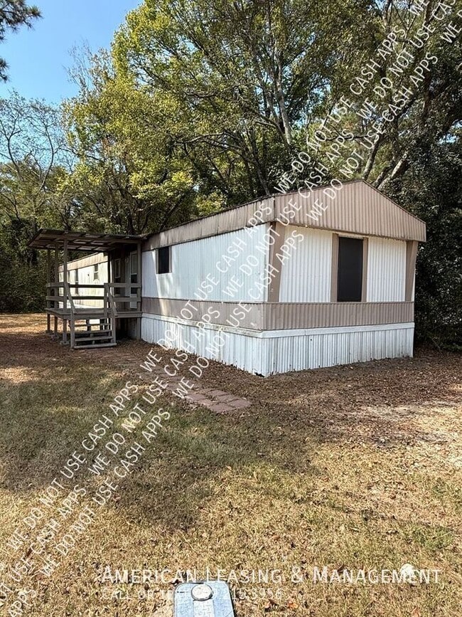 Photo - 108 Hornet Ln