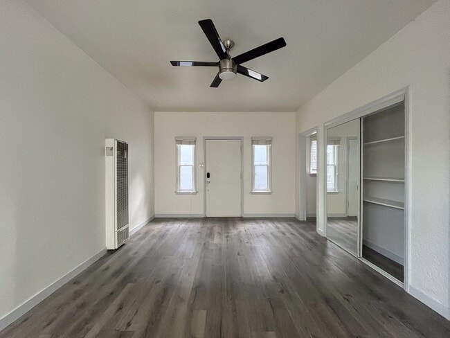 Photo - 2014 Chestnut Avenue