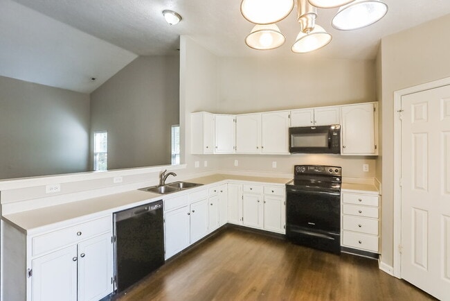 Photo - 5654 Fair Ridge Pl