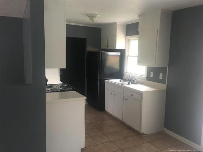 Photo - 650 Stoneykirk Dr