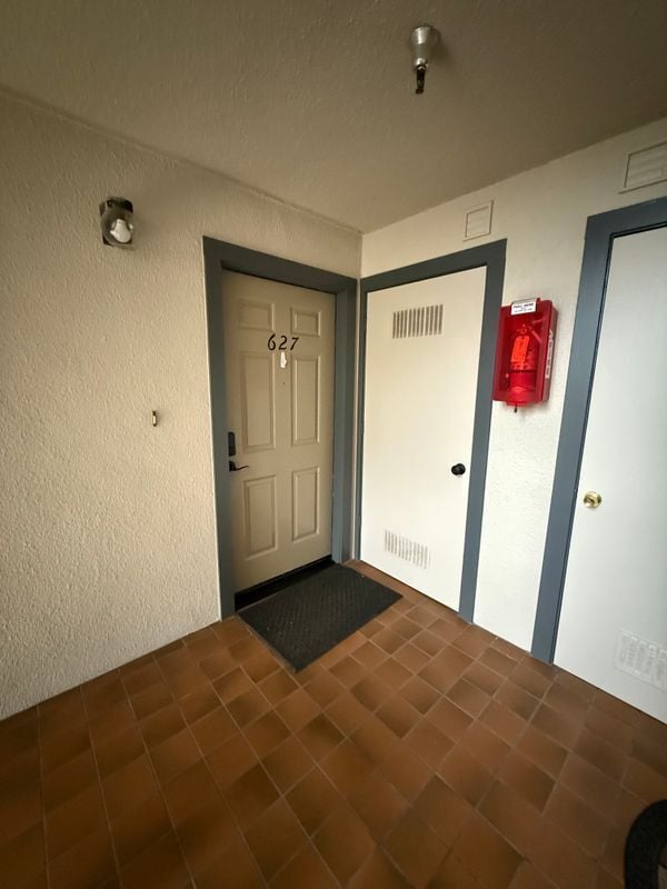 Photo - 1025 San Luis Cir