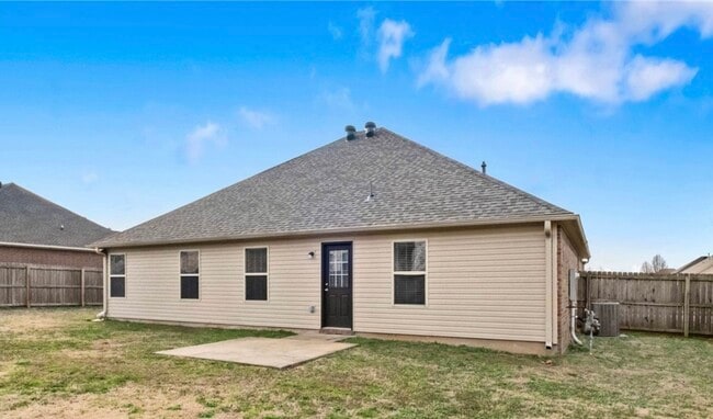 Photo - 630 Saddlehorn Dr