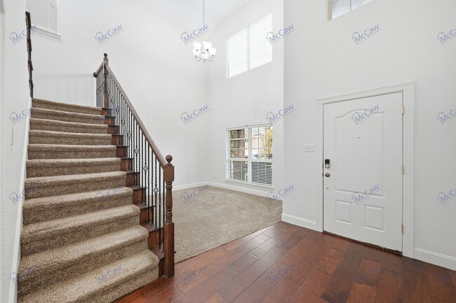 Photo - 3808 Hazelhurst Dr