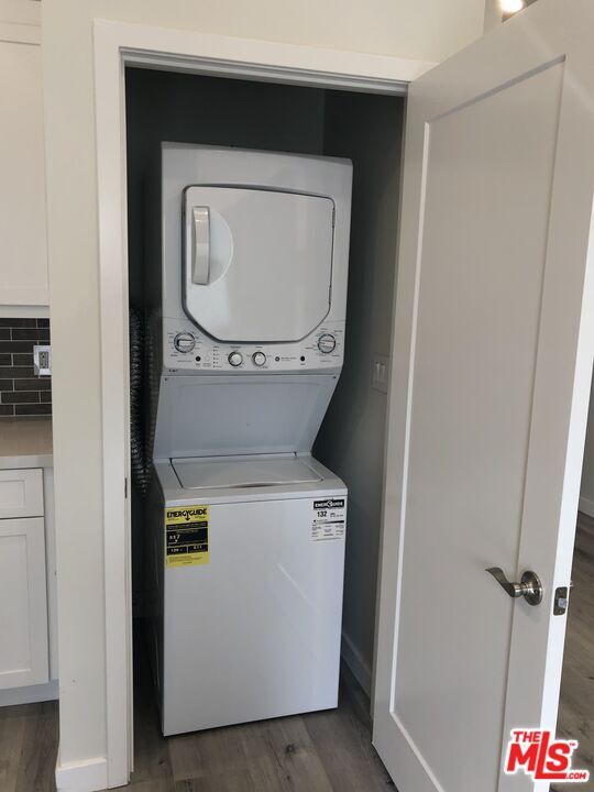 Photo - 6140 W 74th St