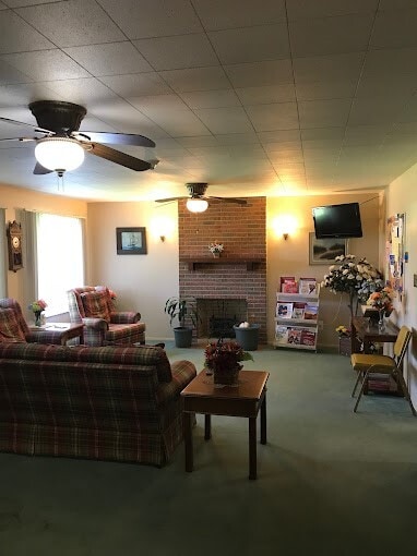 Photo - 8400 Engleman St