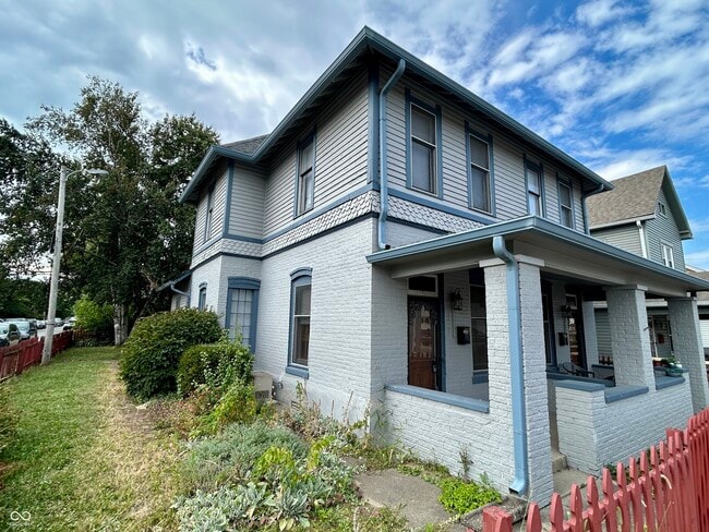 Photo - 639 Stevens St