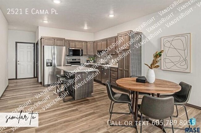 Photo - 2521 Cama Pl