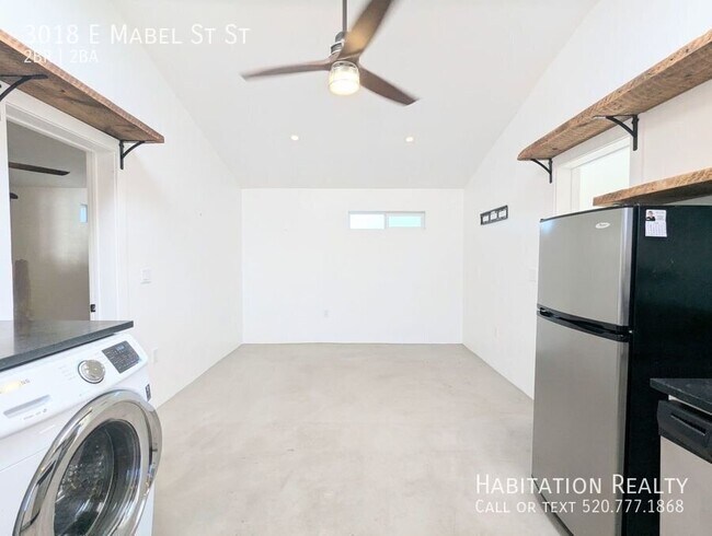 Photo - 3018 E Mabel St