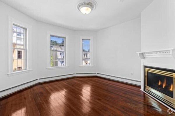 Building Photo - 401 E 7th St Unit 3 Rental