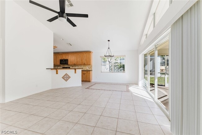 Photo - 9841 Las Casas Dr