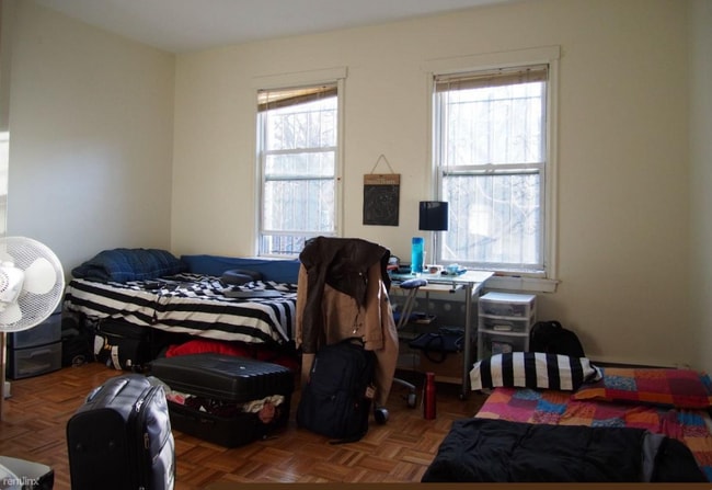 Photo - 1576 Tremont St