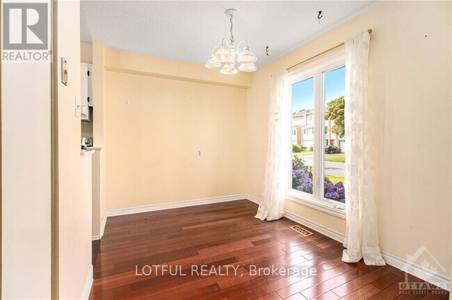 Photo - 75 Dalehurst Dr