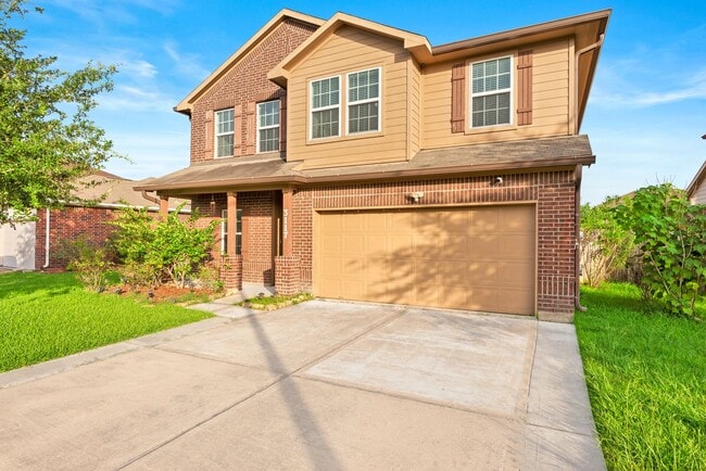 Photo - Comfort and Convenience in This Bay Colony...