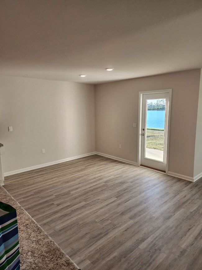 Photo - 6541 Slabinski Ln