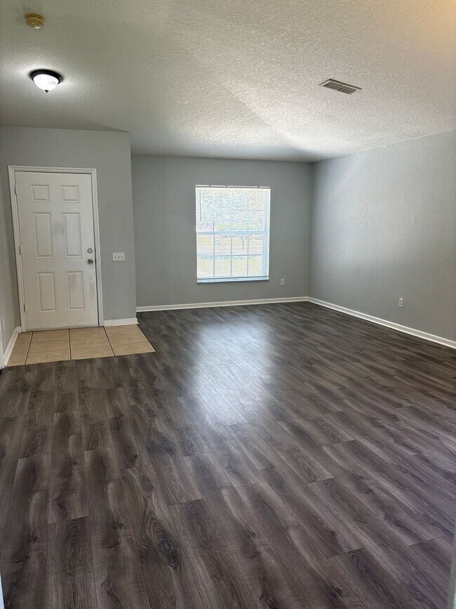 Photo - Spacious 4 Bedroom Home in Kissimmee, FL!