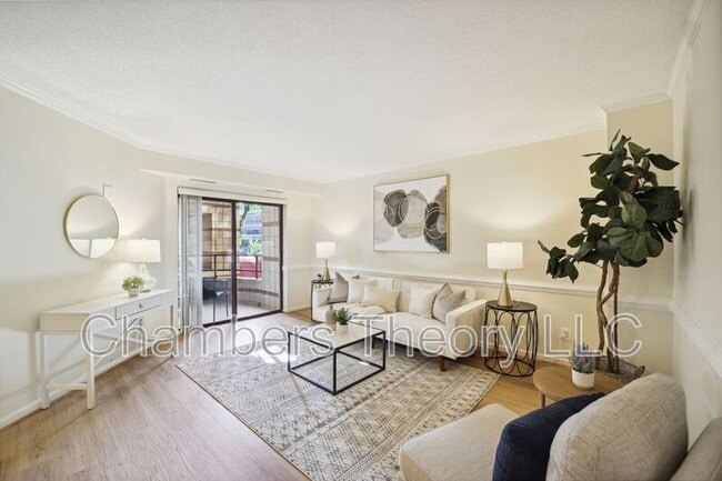 Building Photo - 2400 Clarendon Blvd Unit Apt 201