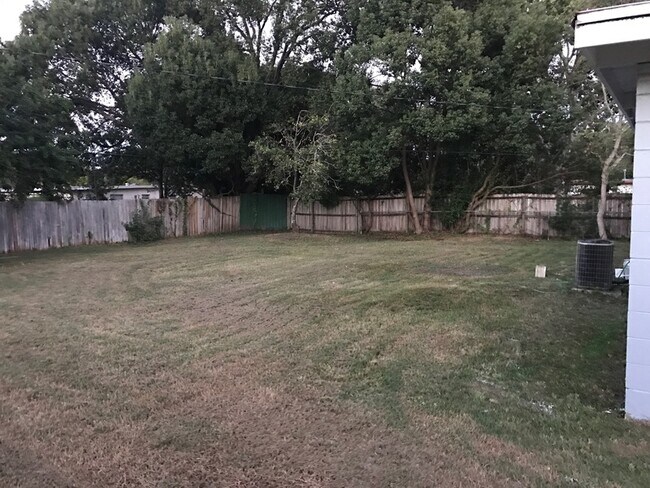 Photo - 5211 W Washington St