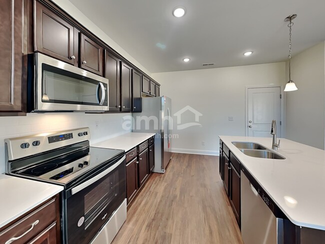 Photo - 5500A Farm Pond Ln