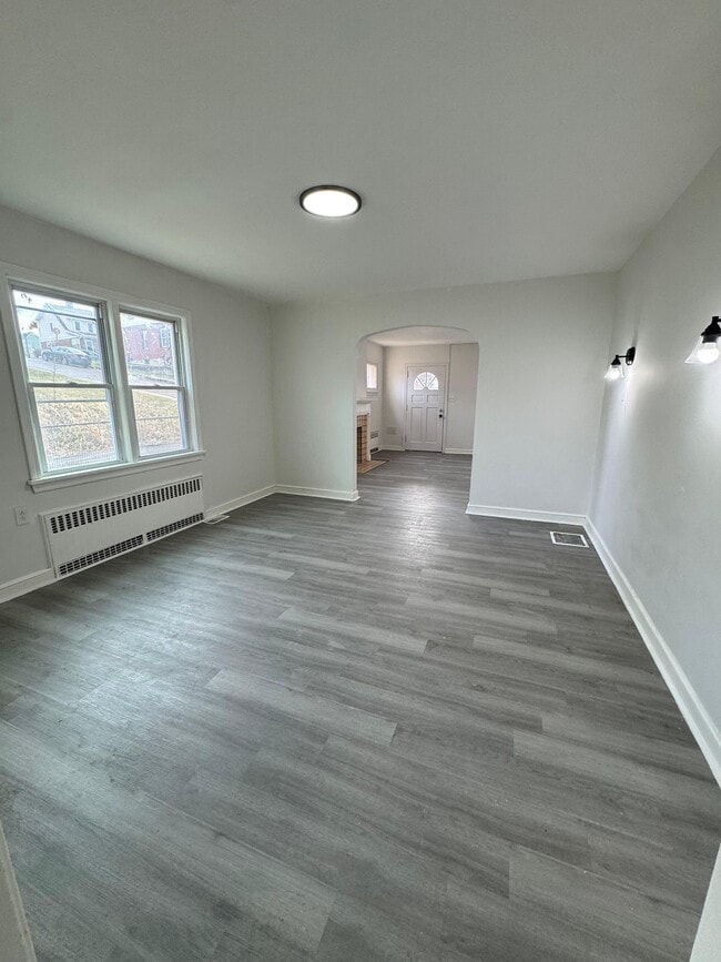 Building Photo - 3419 Grover St Unit 1