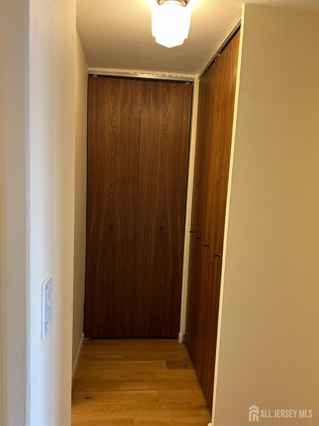 Photo - 123 S Adelaide Ave Unit 4M