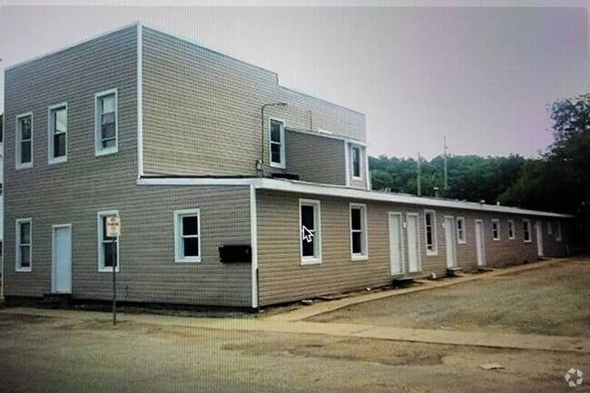 Building Photo - 116 N Long St Rental