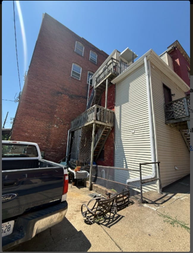 Photo - 446 McKean Ave Unit 4