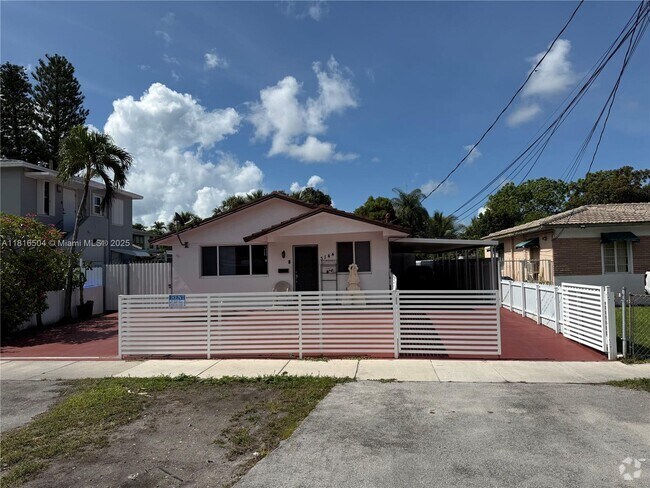 Building Photo - 3144 SW 23rd St Unit 3144 Rental
