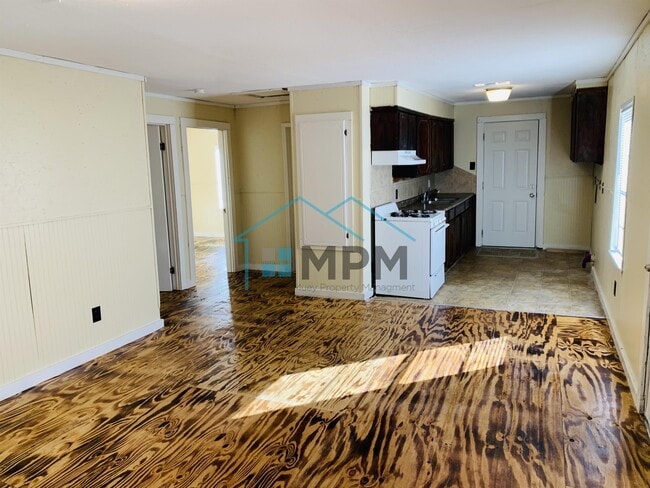 Building Photo - 105 Prune St
