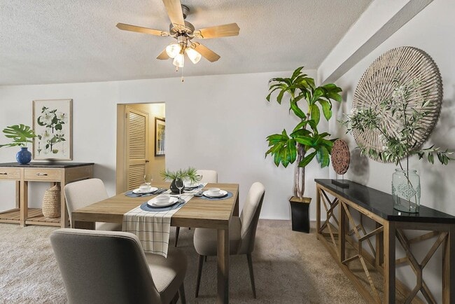 Photo - Cavalier Club