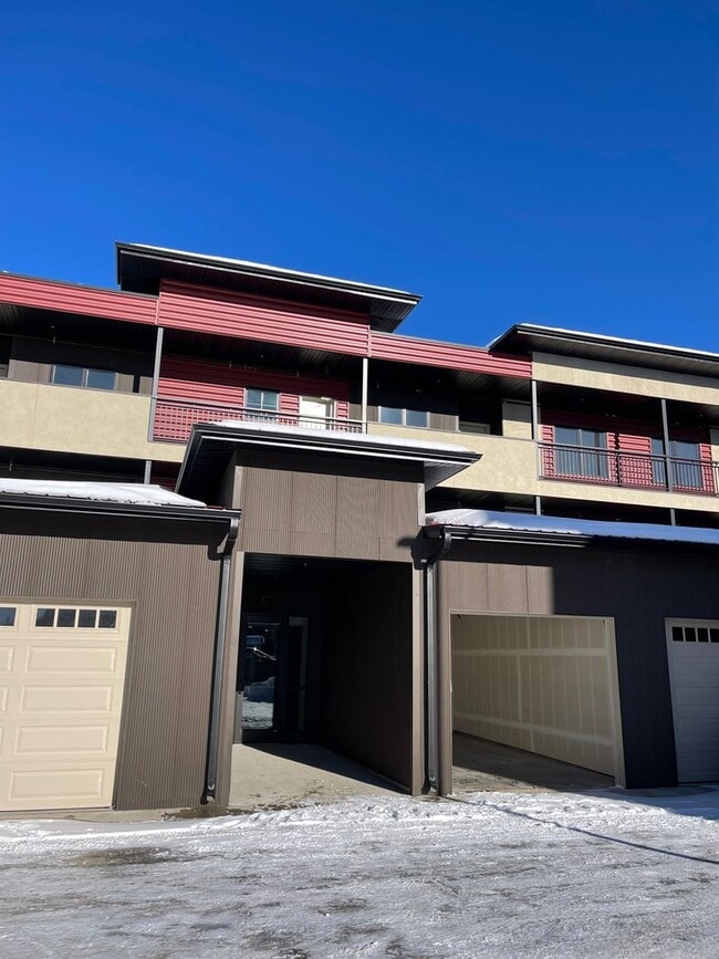 Photo - NEW! 2 Bedroom on campus! First Month Free!!