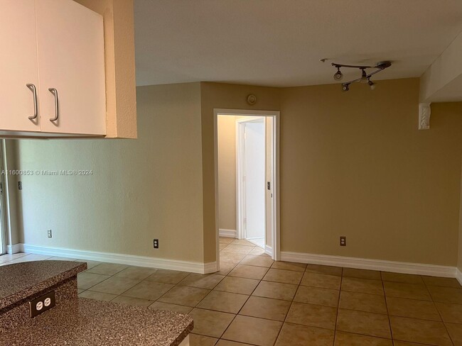 Photo - 430 S Park Rd Condo Unit 3-303