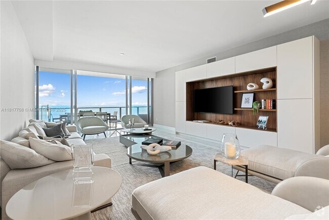 Building Photo - 360 Ocean Dr Unit 1106S Rental