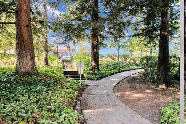 Photo - 310 N Civic Dr Unit 418