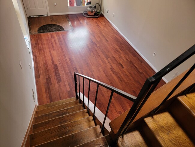 Photo - 830 W Pratt St