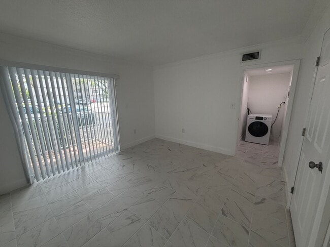 Sunpointe Apartments