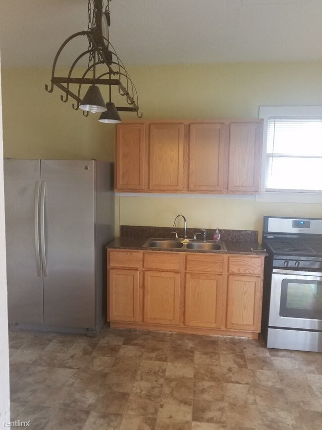 Photo - 2 br, 1 bath Duplex - 161 Union Ave NE Apt...