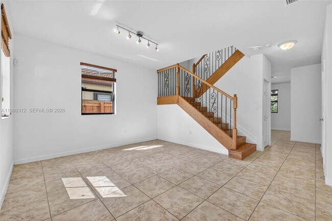 Photo - 11561 SW 232nd Ln