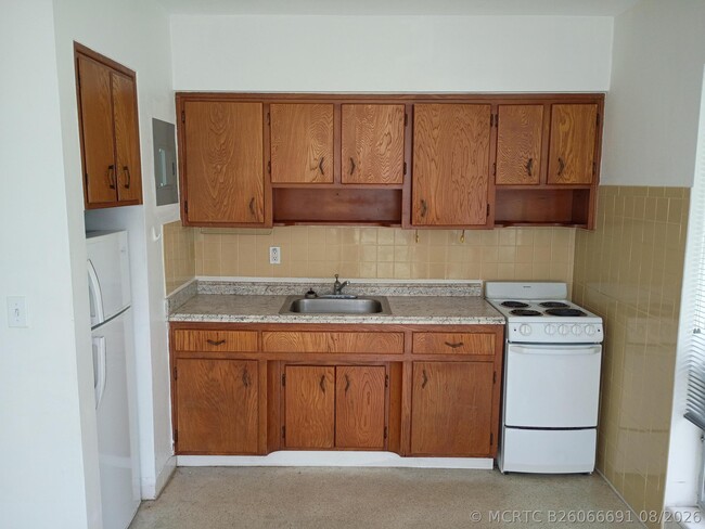 Photo - 2724 NE 32nd St Unit 6