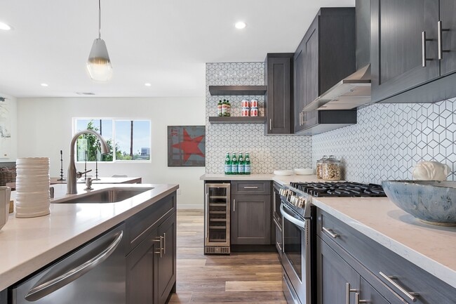 Photo - 4018 Cumberland Ave Unidad 4020