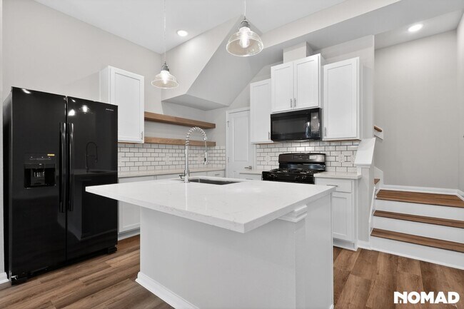 Photo - 208 Clark Rd