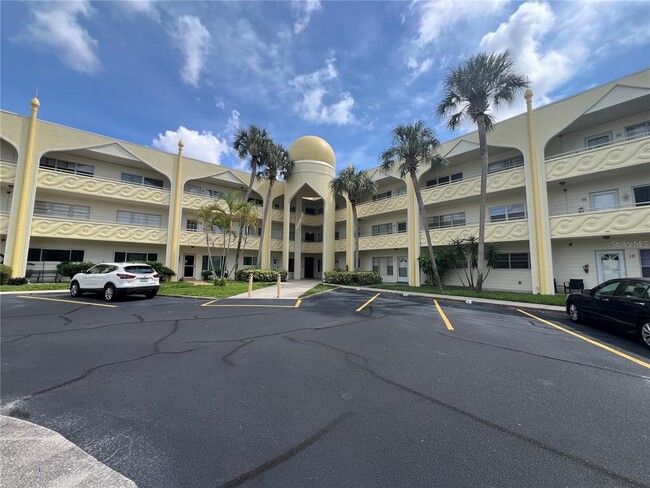 Building Photo - 2361 Ecuadorian Way Unit 33