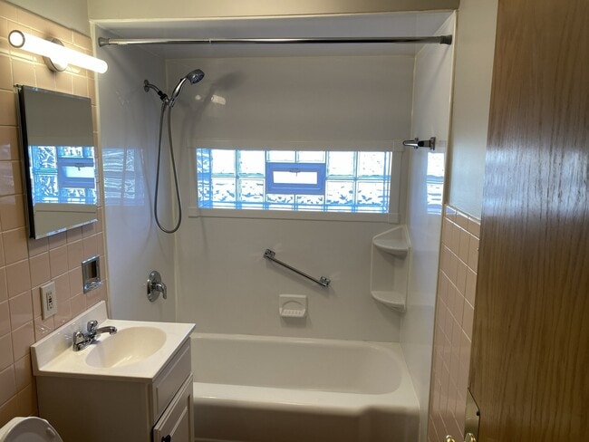 Photo - 7900 W 26th St Unidad GN