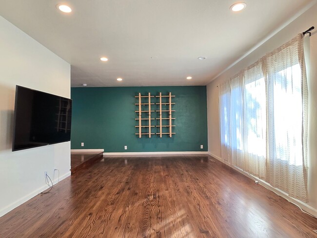 Photo - Spacious Tri-Level Home, 11.5kW Solar, 30kW Backup Batteries, Car Charger, A/C, Remodeled Inside ...