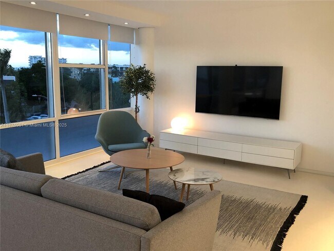 Photo - 900 Bay Dr Unit 315