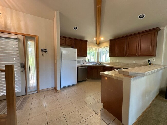 Photo - 5015 Falcon Dr