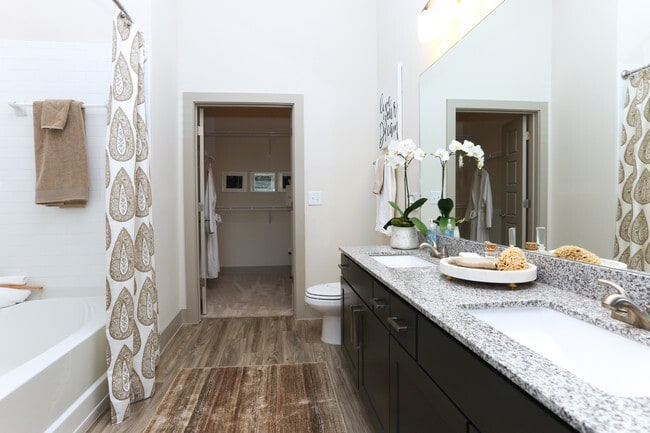 Photo - The District at Windy Hill