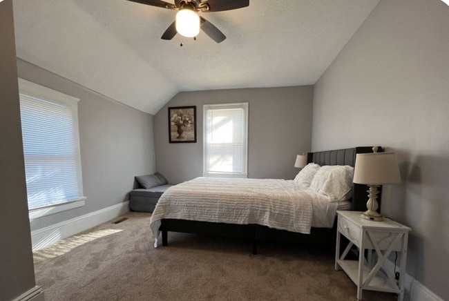 Photo - 3712 Hyde Ave