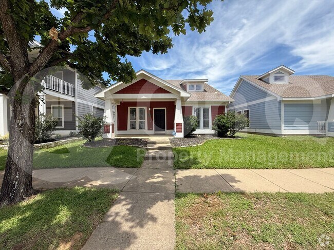 Building Photo - 10301 Waterbury Dr Rental